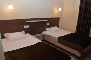 Отель Sunrise Karakol Каракол Двухместный номер Делюкс с 2 отдельными кроватями-5