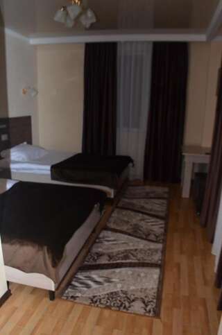 Отель Sunrise Karakol Каракол Двухместный номер Делюкс с 2 отдельными кроватями-6